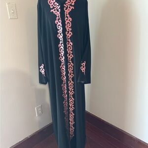 Elegant Black and Pink Embroidered Long Dress abaya